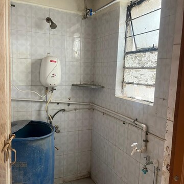 Bathroom in 1 BHK Apartment at Wadgaon Sheri – for Rent