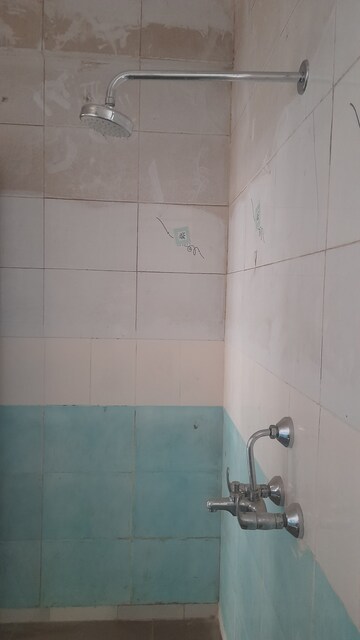 Bathroom in 3 BHK Apartment at Farihills Apartment, Sector 21d – for Sale
