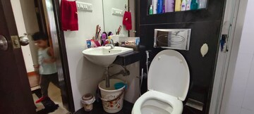 Team Area in 2 BHK Apartment at Sector 99 – for Rent