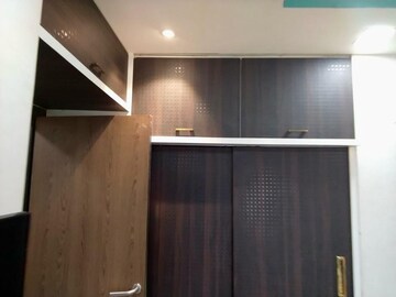 Furnished Amenities in 1.5 BHK Apartment at Dosti West County, Balkum Pada – for Sale