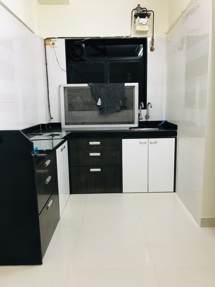Kitchen, om-sadguru-nagar 1 Bedroom 450 Sq.Ft. Apartment In Kandarpada Mumbai 8258413
