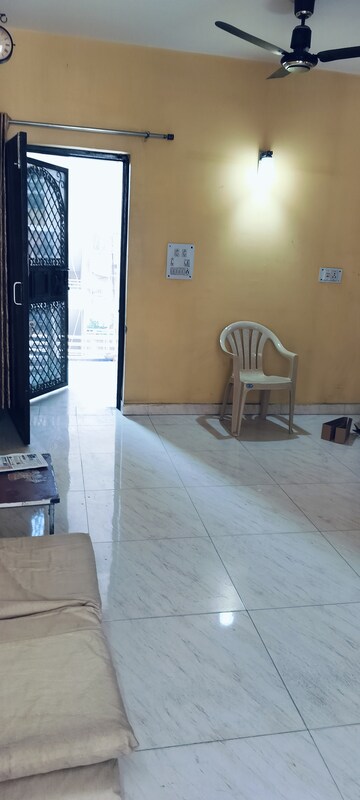 Master Bedroom in 2 BHK Apartment at Alok Vihar, Sector 50 – for Rent