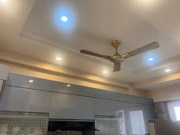 Furnished Amenities in 3 BHK Builder Floor at Sector 38 – for Rent
