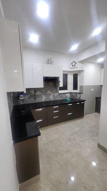 Kitchen in 4 BHK Apartment at Sector 5, Dwarka – for Rent