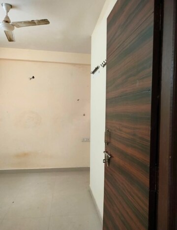 Furnished Amenities in 1 BHK Builder Floor at Saket – for Rent