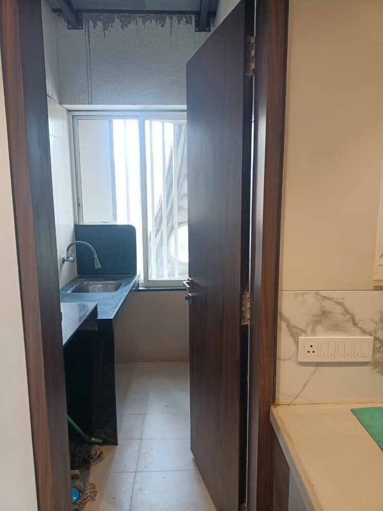 Bathroom, gm-kenjale-emirus 3 Bedroom 1763 Sq.Ft. Apartment In Baner Pune 8258541