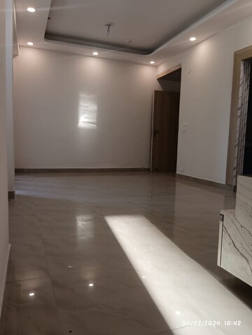 Room in 3.5 BHK Apartment at Brigade Sanctuary, Sarjapur Road – for Sale