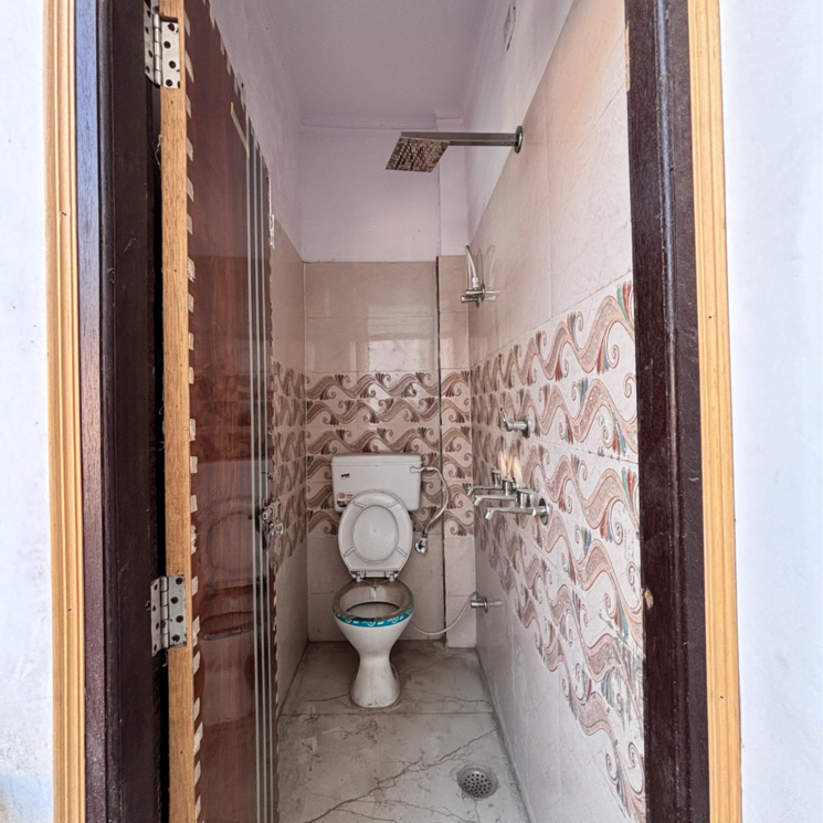Bathroom, sector 50 4 Bedroom 40 Sq.Yd. Independent House In Sector 50 Faridabad 8258657