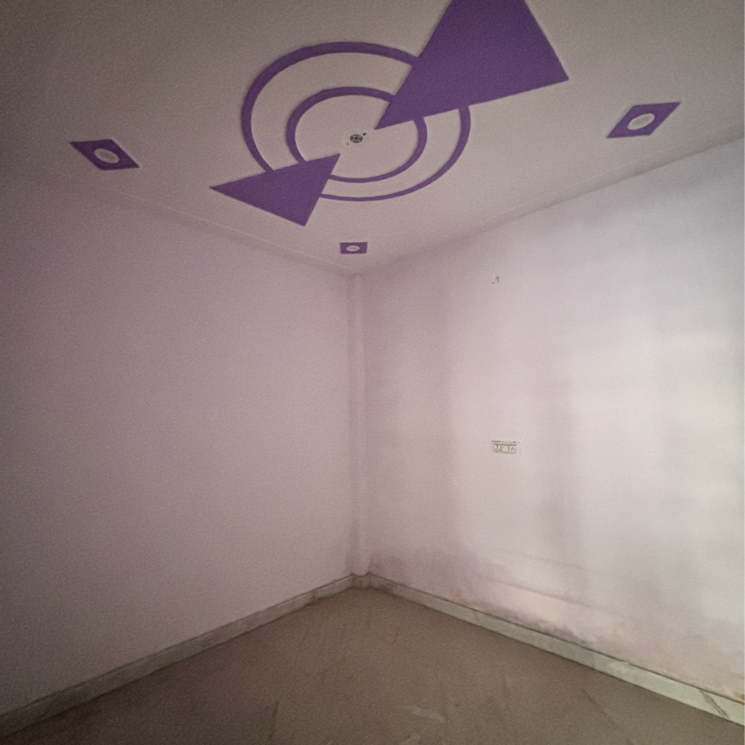 Room, sector 50 4 Bedroom 40 Sq.Yd. Independent House In Sector 50 Faridabad 8258657