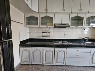 Kitchen in 3 BHK Apartment at Kalpataru Habitat Mumbai, Parel – for Rent