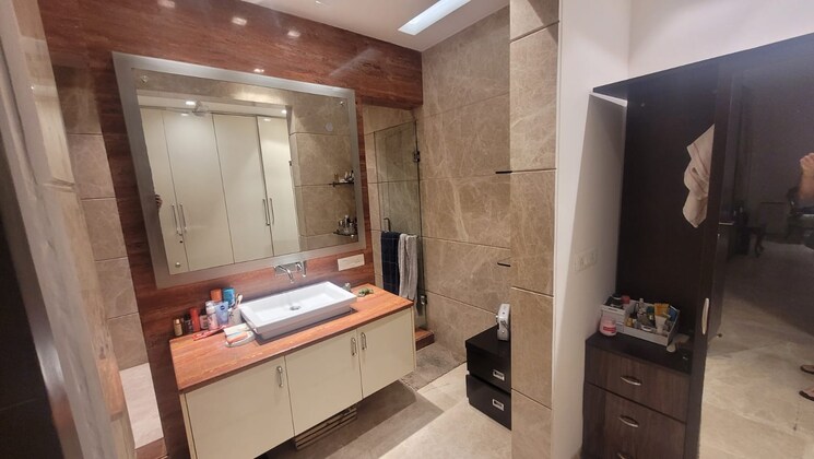 Bathroom, new friends colony 3 Bedroom 2400 Sq.Ft. Apartment In New Friends Colony Delhi 8258566