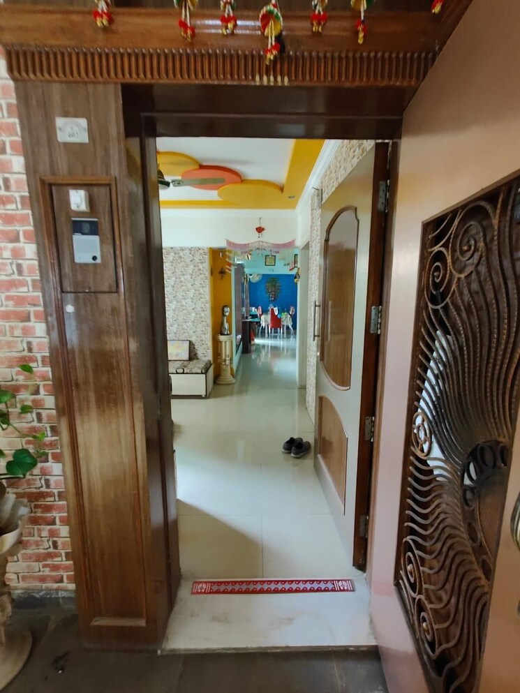  Parking, bramha-exuberance 3.5 Bedroom 1828 Sq.Ft. Apartment In Kondhwa Pune 8258852