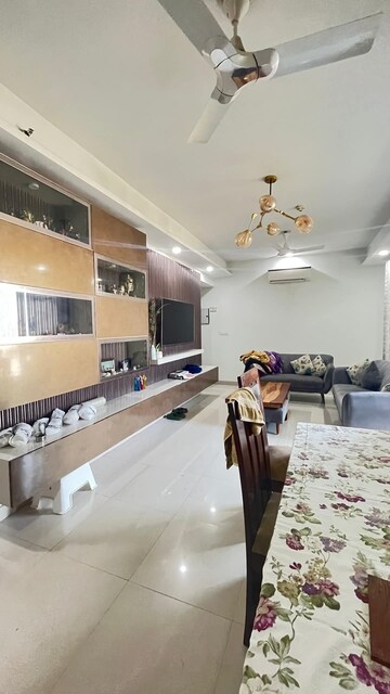 Master Bedroom in 3 BHK Apartment at Mahagun Mirabella, Sector 79 – for Rent