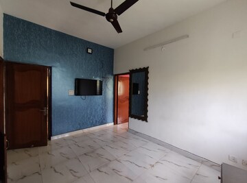 Building Lobby in 2.5 BHK Apartment at Vasant Kunj – for Rent