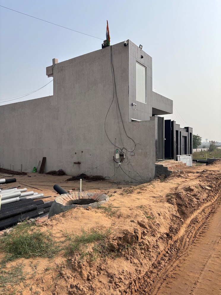 Exterior View, sector 14  120 Sq.Yd. Plot In Sector 14 Palwal 8258970