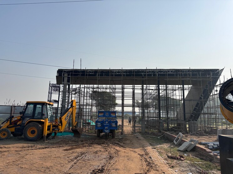 Exterior View, sector 14  120 Sq.Yd. Plot In Sector 14 Palwal 8258970