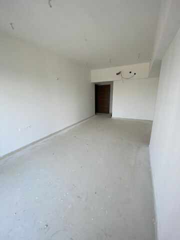 Room in 3 BHK Apartment at Runwal Forests, Kanjurmarg West – for Rent