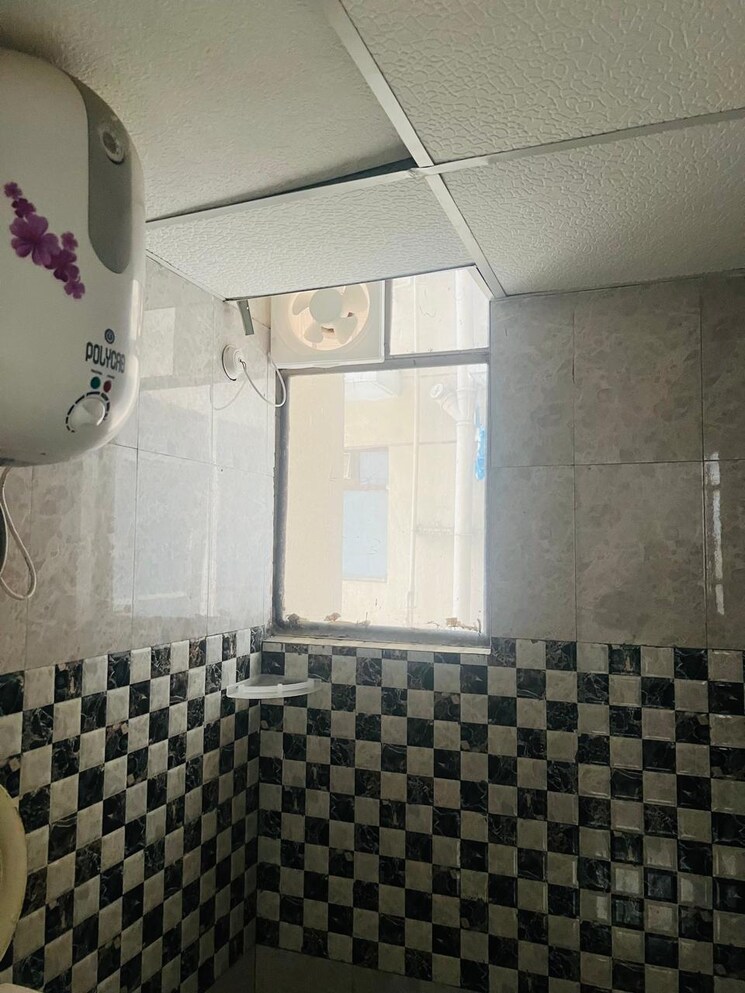 Bathroom, signature-global-synera 3 Bedroom 735 Sq.Ft. Apartment In Sector 81 Gurgaon 8259308