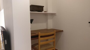 Furnished Amenities in 3 BHK Apartment at Defence Colony – for Rent