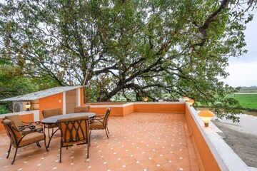 Balcony in 2 BHK Independent House at Saligao – for Rent