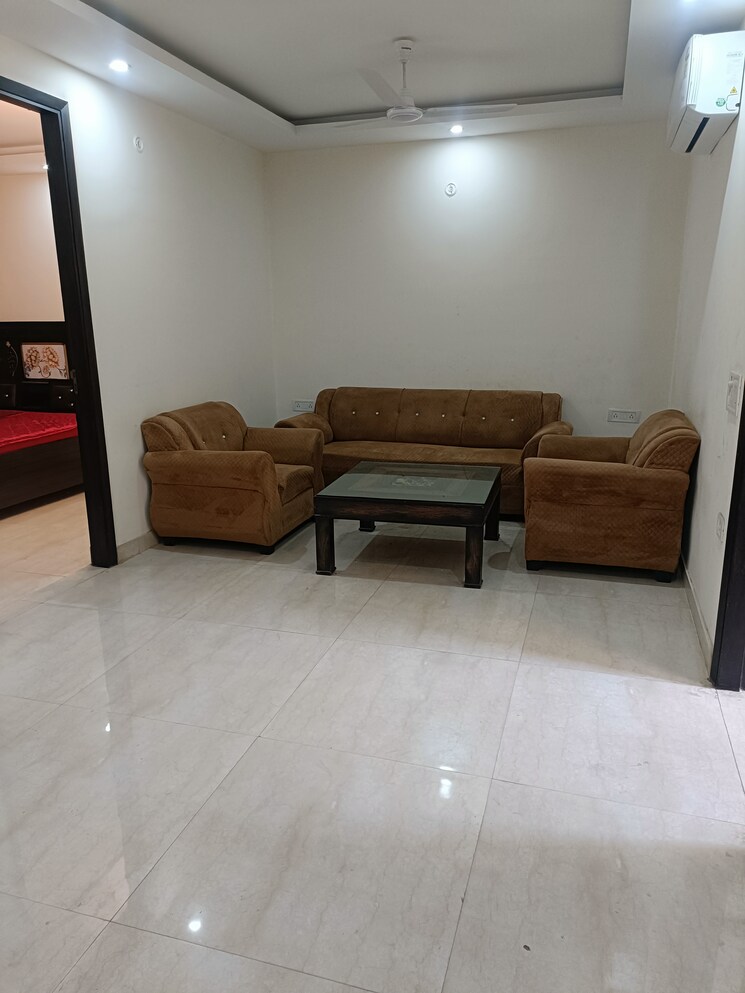 Living Room, sector 50 3 Bedroom 1450 Sq.Ft. Builder Floor In Sector 50 Gurgaon 8259857