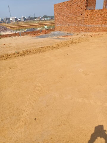 Plot Area in  Plot at Sikandrabad – for Sale