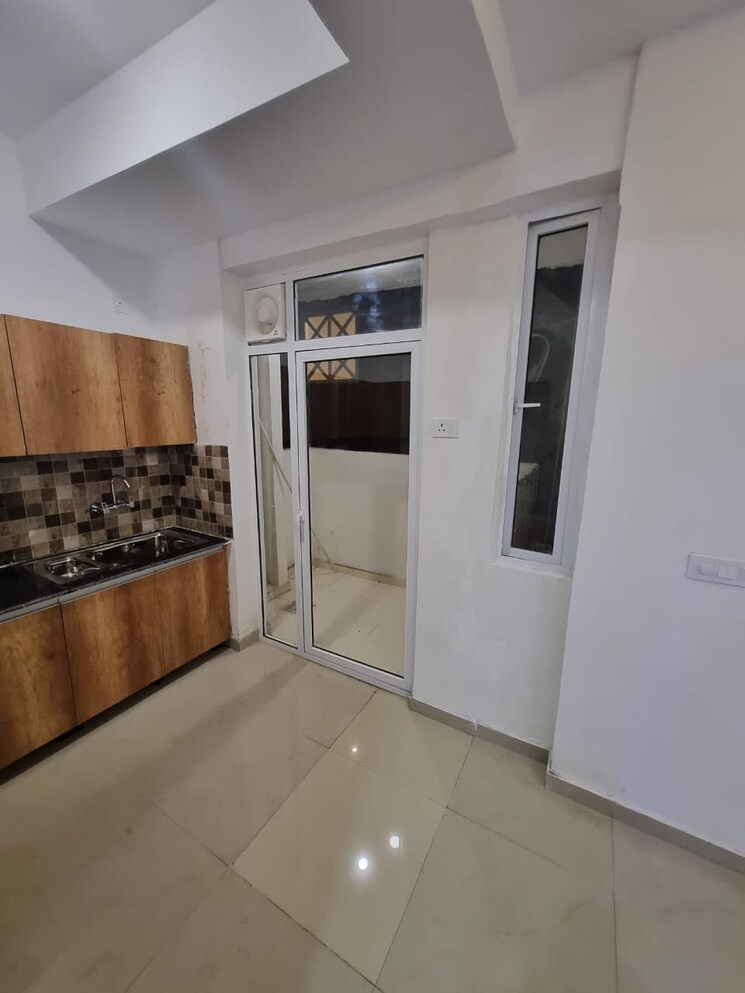 Room, prateek-grand-paeonia 2 Bedroom 970 Sq.Ft. Apartment In Krishna Vihar Ghaziabad 8260222