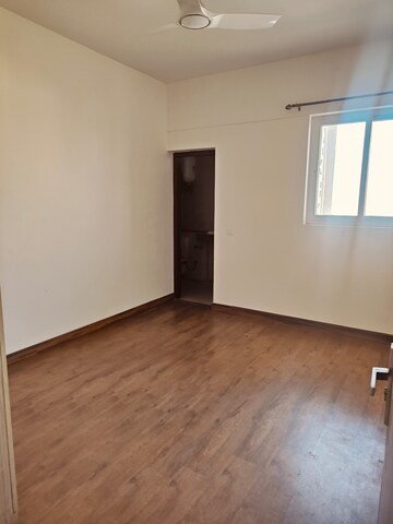 Room in 3.5 BHK Apartment at Puri Anand Villas Phase II, Sector 81 – for Sale