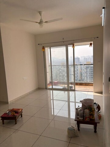 Room in 3 BHK Apartment at VJ YashOne Infinitee, Tathawade – for Rent