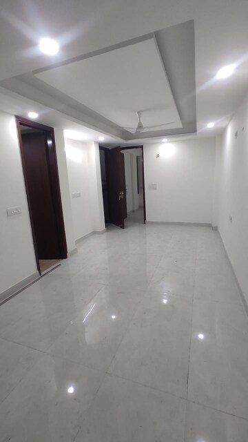 2 BHK Apartment For Rent in Chattarpur