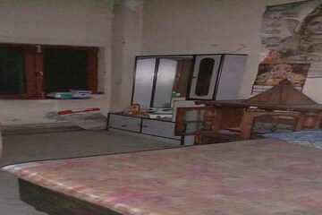 Gym in 4 BHK Independent House at Maliwara – for Sale