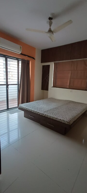 Bedroom in 2.5 BHK Apartment at Paranjape Ojas, Pashan Sus Road – for Rent