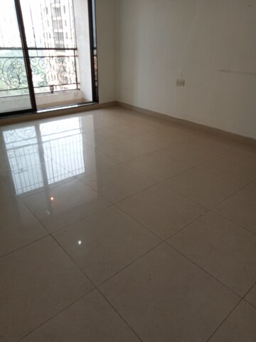 Room in 2 BHK Apartment at Lake Home, Powai – for Rent