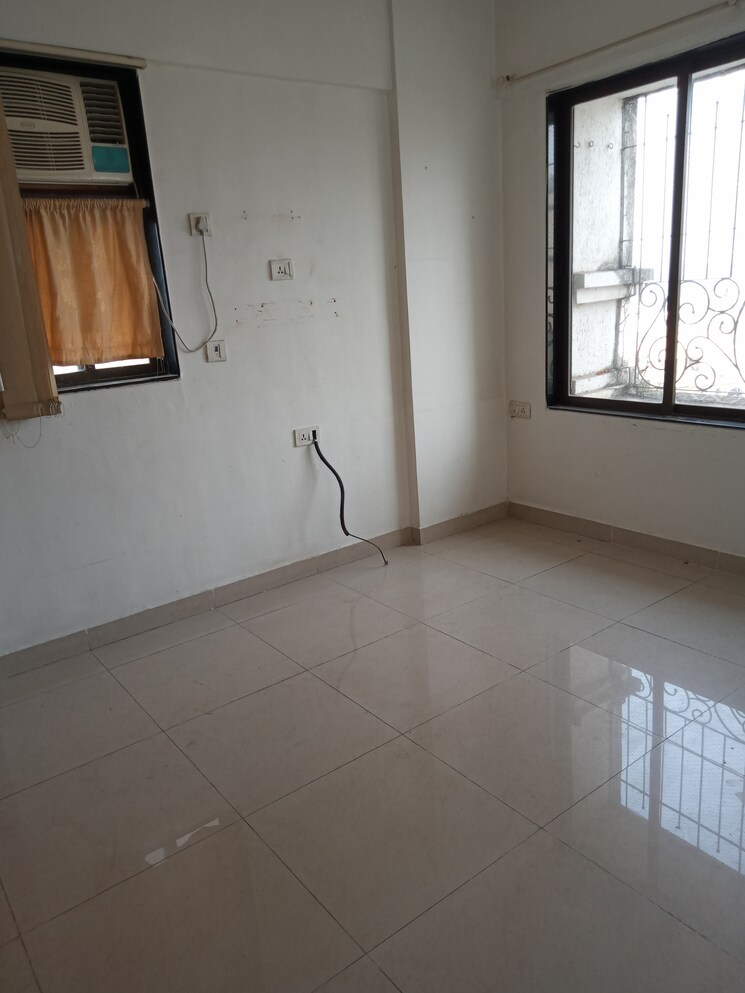 Master Bedroom, lake-home 2 Bedroom 875 Sq.Ft. Apartment In Powai Mumbai 8260615