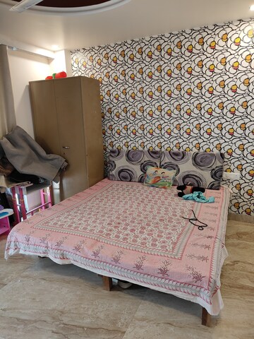 Bedroom in 4 BHK Apartment at Ansal API Esencia, Sector 67 – for Rent