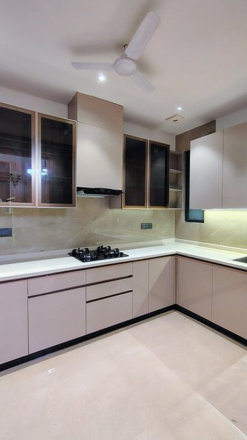 Kitchen in 3.5 BHK Builder Floor at DLF Atria, Dlf Phase ii – for Rent