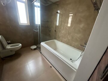 Bathroom in 5 BHK Apartment at Pioneer Park Presidia, Sector 62 – for Rent