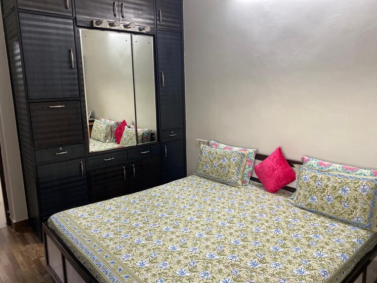 Bedroom, vasant kunj 5 Bedroom 2500 Sq.Ft. Apartment In Vasant Kunj Delhi 8260882