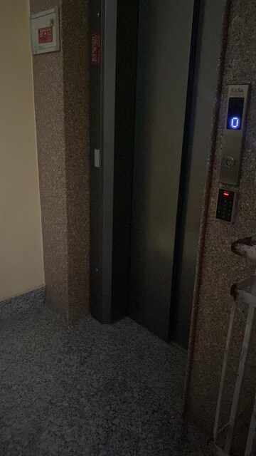  5 BHK Apartment at Vasant Kunj – for Sale
