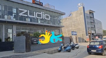  Showroom – Exterior View View at Sector 49 - for Rent