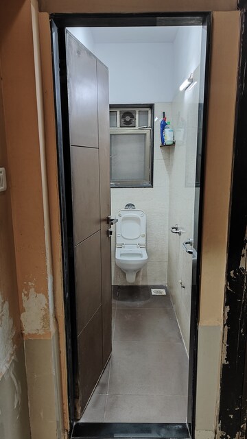 Bathroom in 1 BHK Apartment at Sri Nalini Apartments, Chembur – for Rent