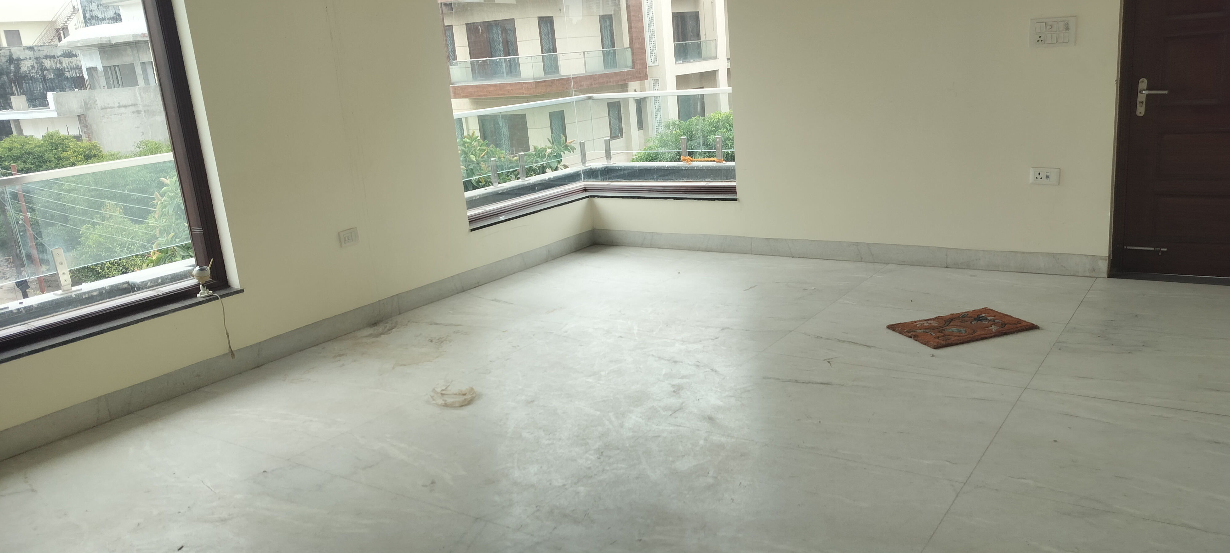 6+ BHK + Study Room Independent House For Sale in RWA Apartments Sector 41