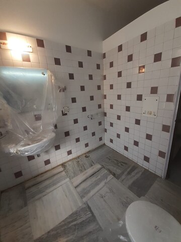 Bathroom in 4 BHK Apartment at Hsr Layout – for Sale