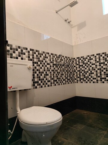 Bathroom in 4 BHK Apartment at Hsr Layout – for Sale