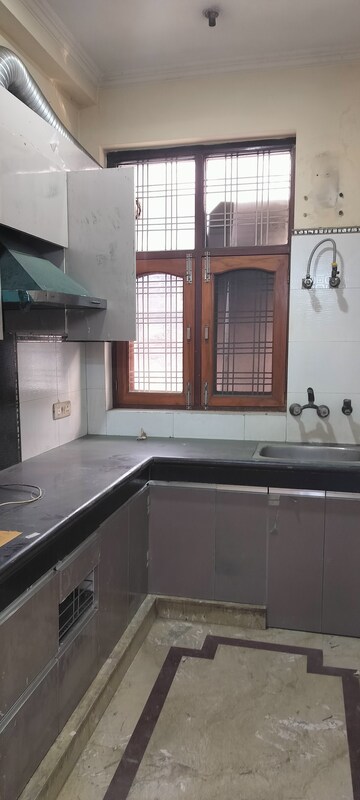 Kitchen in 6+ BHK Independent House at RWA Apartments Sector 41, Sector 41 – for Sale