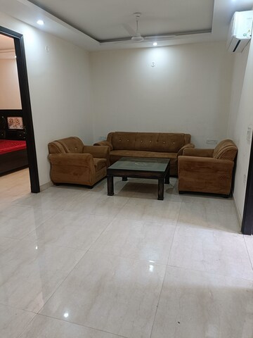 Bedroom in 3 BHK Apartment at Subhash Nagar – for Rent