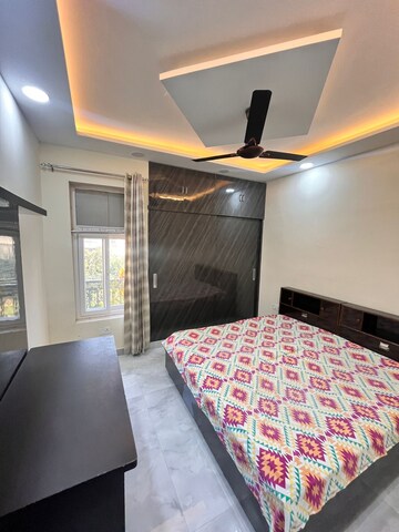 Bedroom in 3 BHK Apartment at Paschim Vihar – for Rent