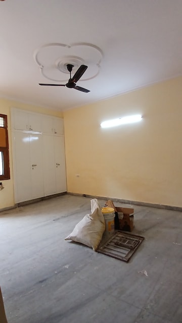 2.5 BHK Independent House For Rent in RWA Apartments Sector 41 Sector 41 Noida  8261557