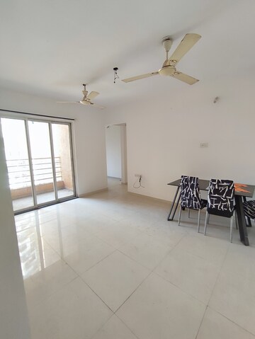 2 BHK Apartment For Rent in Puranik City, Kasarvadavali