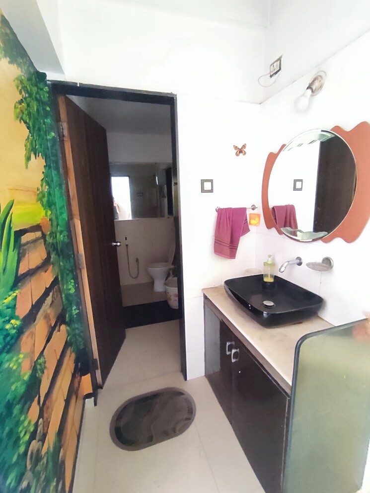Bathroom, dedhia-platinum-lawns 2 Bedroom 650 Sq.Ft. Apartment In Ghodbunder Road Thane 8262025